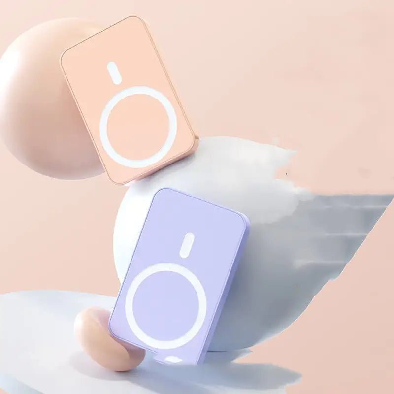 Magnetic Wireless Power Bank attached to a phone
